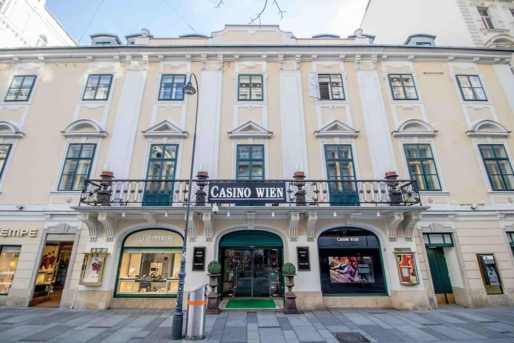 Luxurious Apartment In The Centre Of Wien Eksteriør bilde