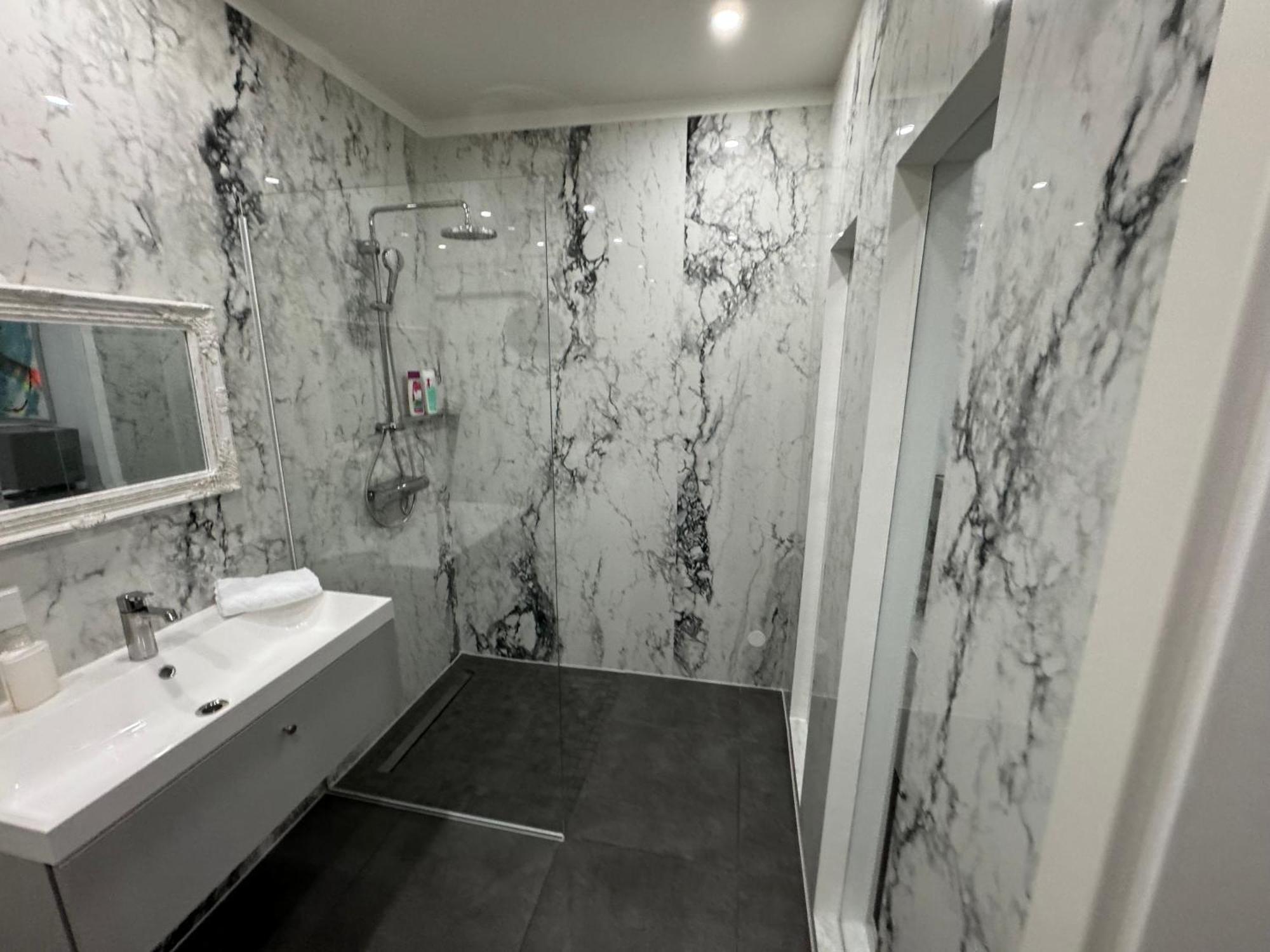 Luxurious Apartment In The Centre Of Wien Eksteriør bilde
